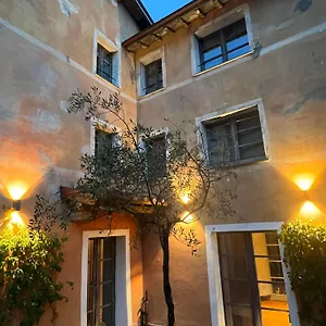 Dimora Carducci Couette-café